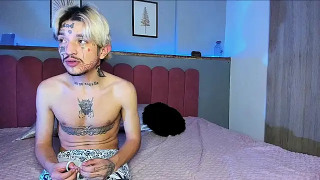 Chat XXX en directo de MidnightSinners