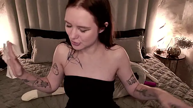 CarolineTenders 라이브 XXX 채팅