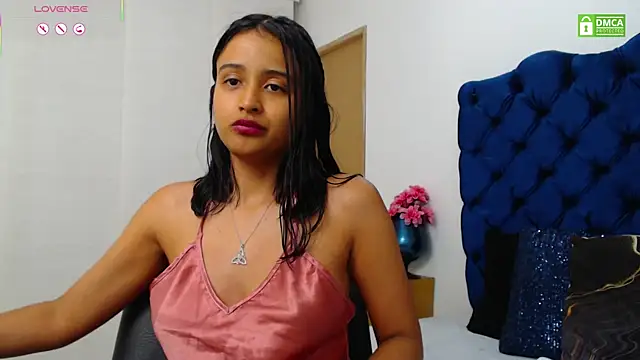 Czat XXX na żywo – Lili666_