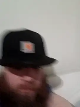 pixelatedrubixcube: διαδικτυακό σόου στην κάμερα