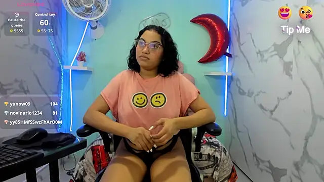 Chatroom XXX en direct de valeria_martinez19