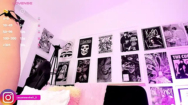 Chatroom XXX en direct de Lexyjoycce