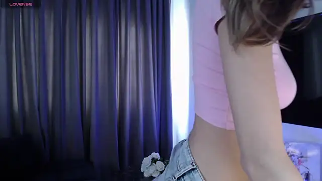 VeliaSai – Live XXX-chat