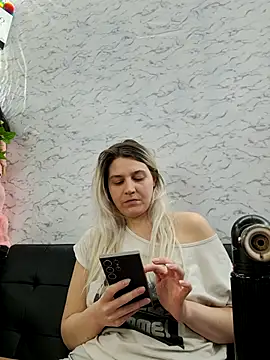 ScarletCallings_420 élő XXX-chatje