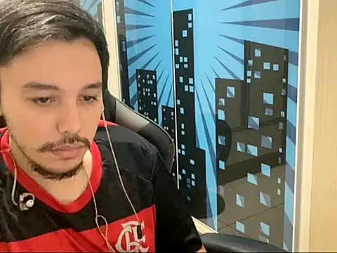 Show modela CORREAO na web-kameri