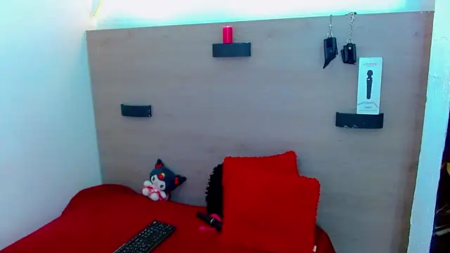 Cloelombard live XXX chat