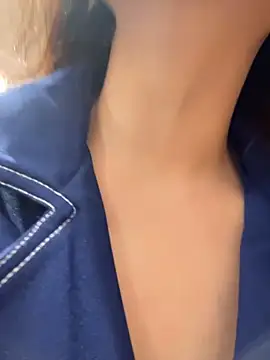 lucyxiaolulu 现场XXX聊天