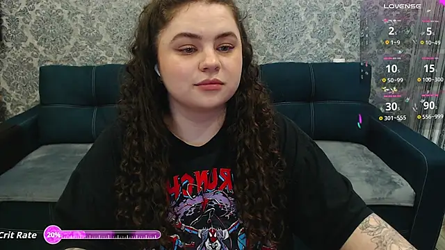 LunaRoub's Live XXX Chat