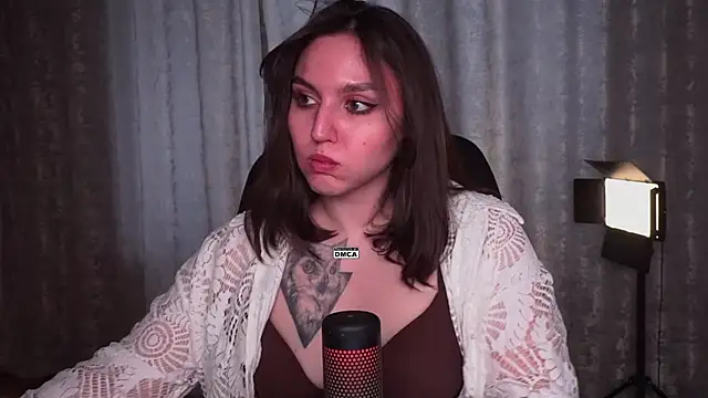 Hoot_owl_cb's Live XXX Chat