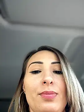 Wonder_Kari's Live XXX Chat