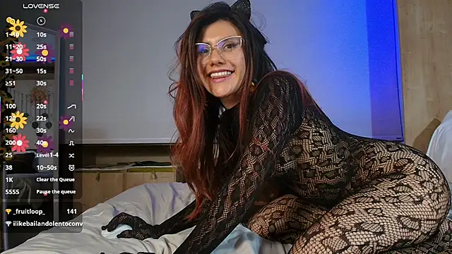 XXX chat uživo modela IrisRosse