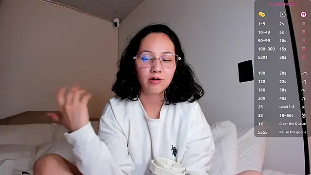 Anyi_1 Adlı Modelin Canlı XXX Sohbeti