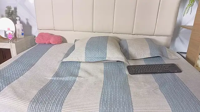 Emily_and_Sebastiannn Obrolan Langsung XXX