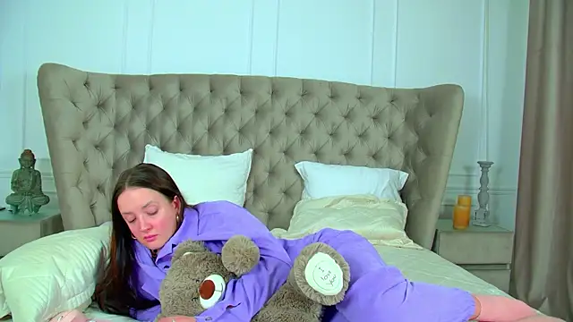 ElinaBellucci Obrolan Langsung XXX