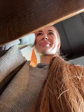 Czat XXX na żywo – Charming_Ritta