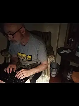 Živý XXX chat Kitrider