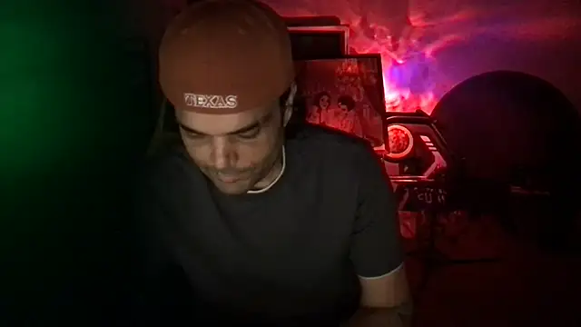 KungFuPanda001's Webcam Show