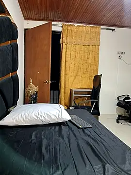 Chatroom XXX en direct de CelesteBlaze_