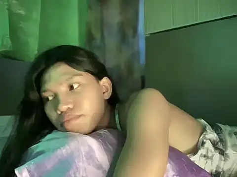 Yourgoddess_jayve 网络视讯表演