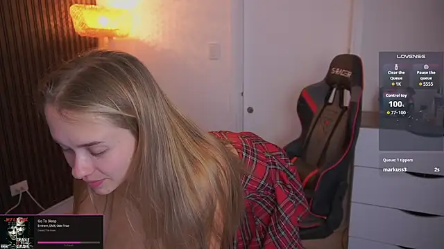 DanikaDillan's Live XXX Chat