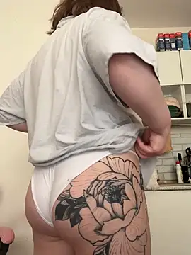 soft_focus élő XXX-chatje