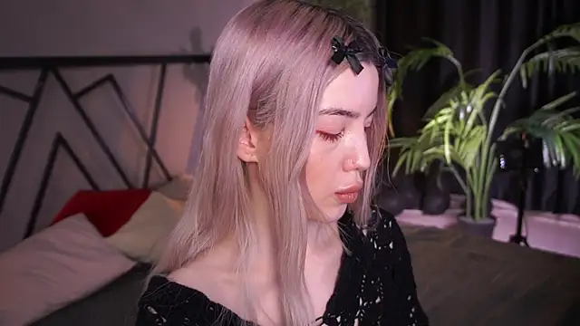 LindaThacker 即時 XXX 聊天