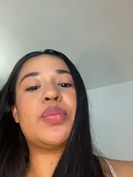 Aitana98_ Adlı Modelin Canlı XXX Sohbeti