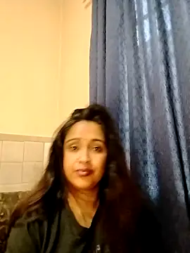 cute_indianxo Adlı Modelin Canlı XXX Sohbeti