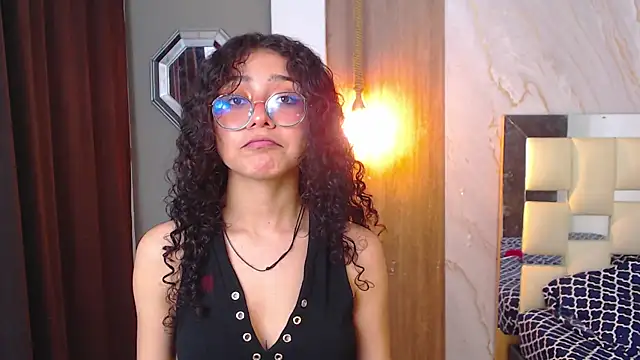 แชท XXX สดของ honeymoon_12