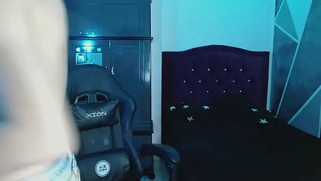 littlextreme's Live XXX Chat