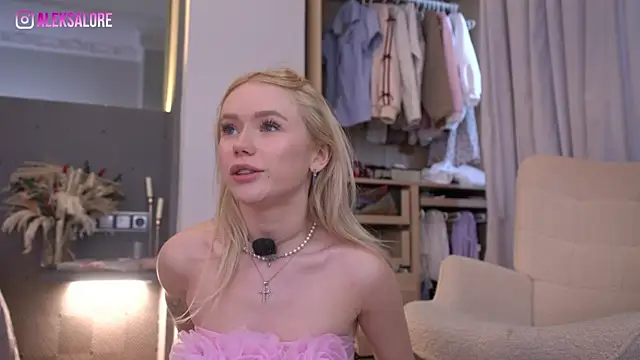 LexieLoree Live XXX Chat