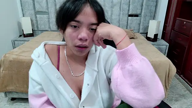 laureentt_ Live XXX Chat