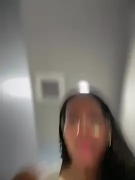 SheenaBrooke 现场XXX聊天