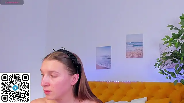 Xenia_paradise webcam show