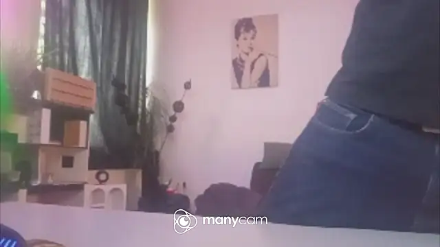 der_dino30 Adlı Modelin Web Kamerası Şovu