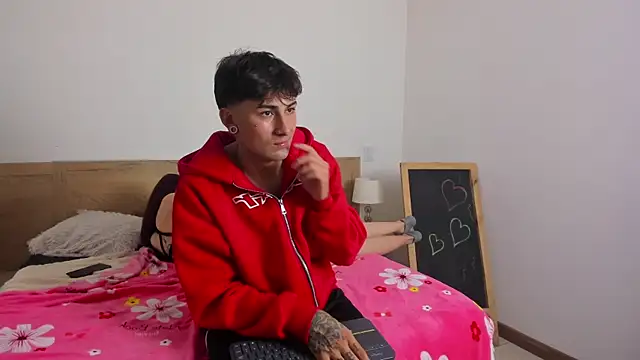 Webkamerová show Kenji_n_Rousse