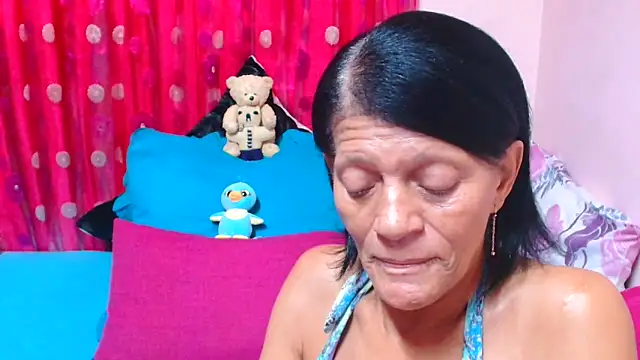 SLUTTYROXY live XXX chat