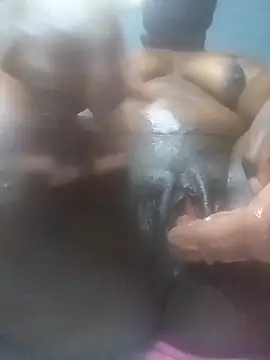 Chatroom XXX en direct de Dark_Ruby01