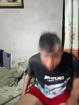 Show modela Franklin111230 na web-kameri