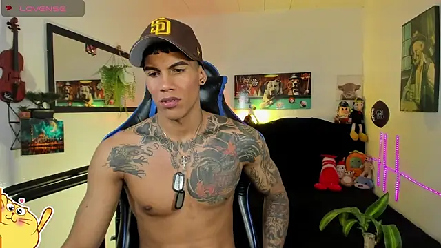 Damian_latinxxx 网络视讯表演