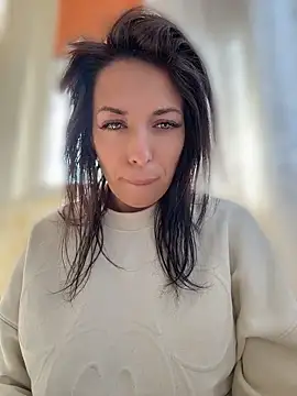 Almmaxxxx Pertunjukan Webcam