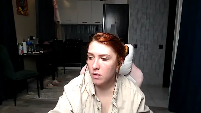 Reginasmilee live XXX chat