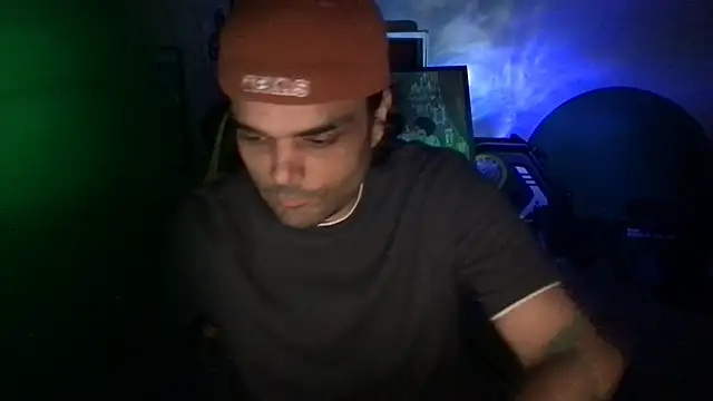 KungFuPanda001 Show in webcam