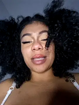 YerystarのライブXXXチャット