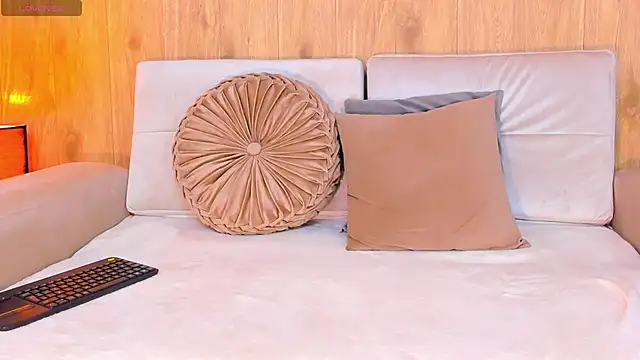 Chat +18 de demyrose_ ao vivo