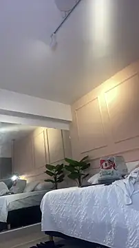 SHARONN____ live XXX chat