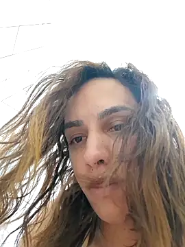 Chat +18 de ofjuliaa ao vivo