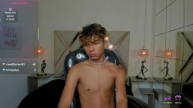 Вебкам-шоу Anyelo_Twink