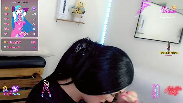 NathalialLooes 即時 XXX 聊天