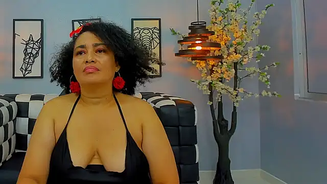 Bianca_Millf's Live XXX Chat